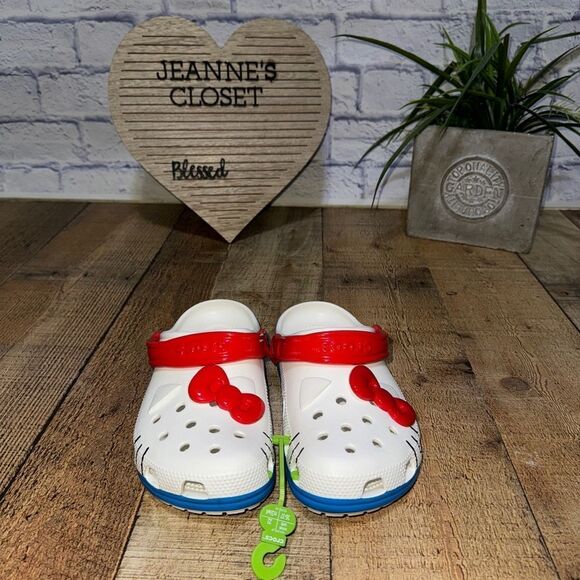 Crocs Hello Kitty Clog nwt - Picture 2 of 6